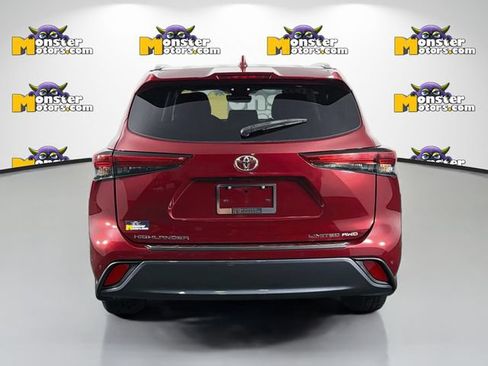 Used 2021 Toyota Highlander Limited AWD/4WD image 6