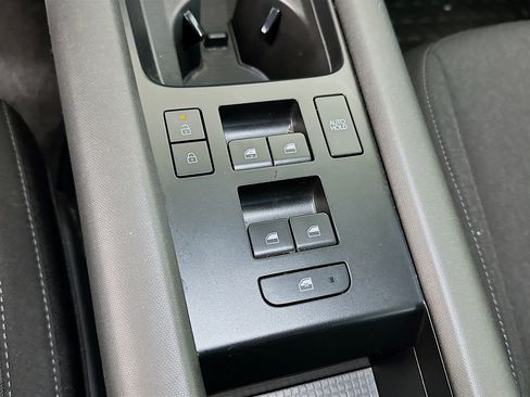 Used 2024 Hyundai Ioniq 6 SE image 25