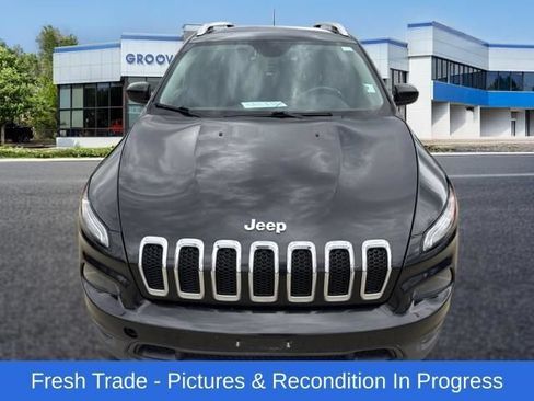 Used 2015 Jeep Cherokee Latitude w/ Comfort/Convenience Group AWD/4WD image 8
