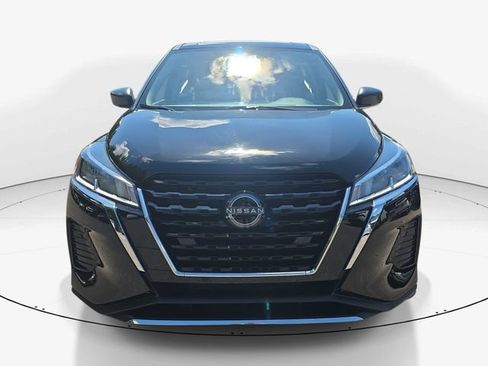 Used 2025 Nissan Kicks Play S FWD image 5