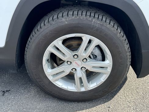 Used 2023 GMC Terrain SLE w/ Driver Convenience Package image 31