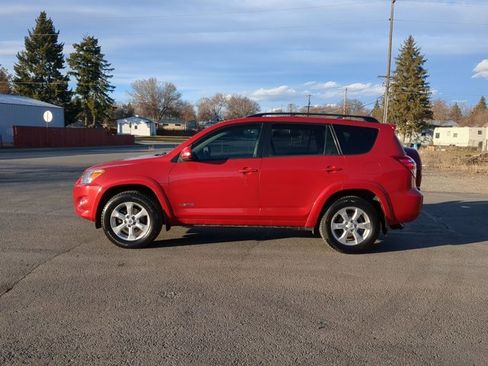 Used 2010 Toyota RAV4 Limited image 9