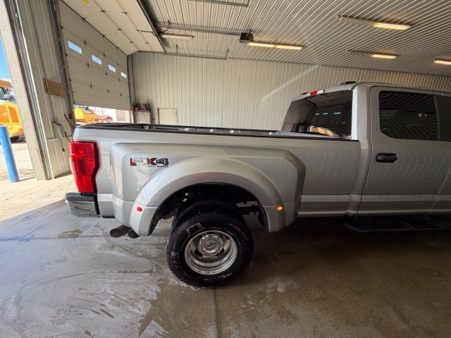 Used 2020 Ford F350 XL w/ STX Appearance Package AWD/4WD image 4