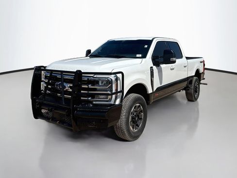 Used 2024 Ford F250 King Ranch w/ Tremor Off-Road Package AWD/4WD image 3