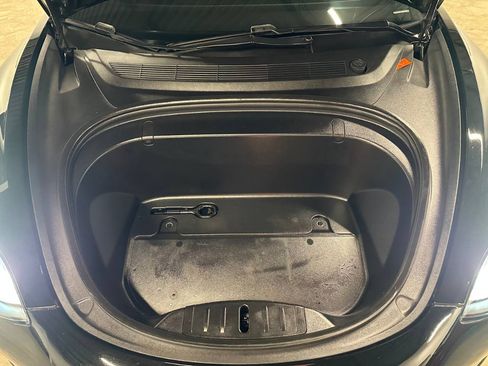 Used 2019 Tesla Model 3 Standard Range Plus image 4