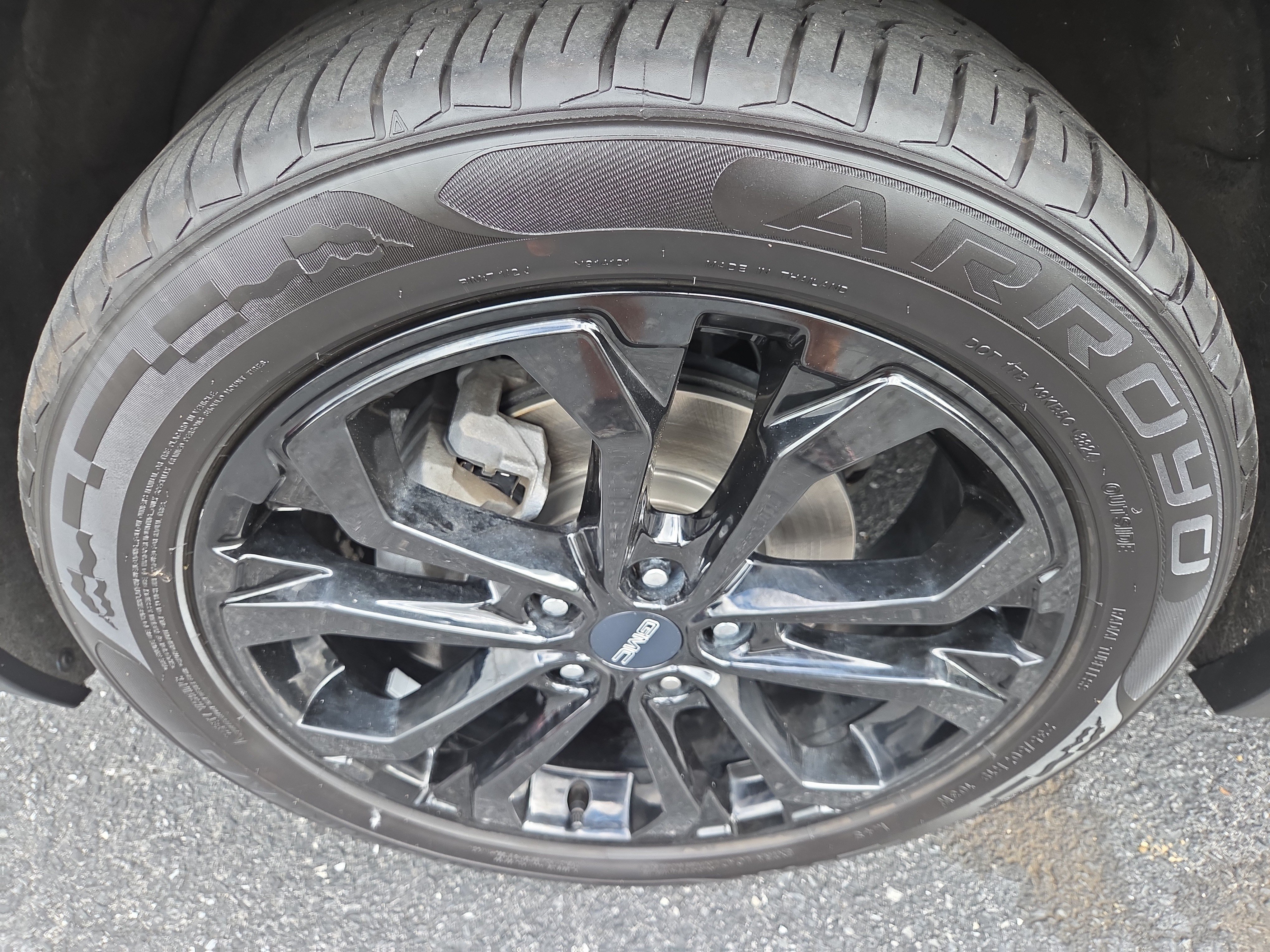 Used 2020 GMC Terrain SLT w/ Elevation Edition FWD image 13