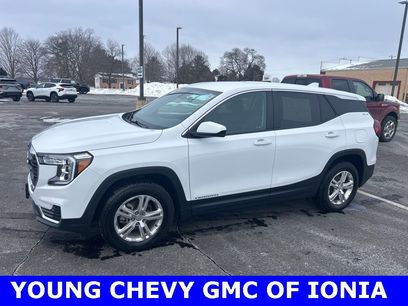 Used 2024 GMC Terrain SLE