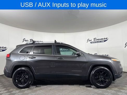 Used 2015 Jeep Cherokee Latitude w/ Cold Weather Group image 5