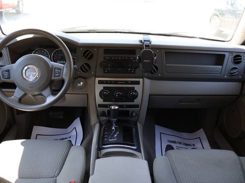 Used 2007 Jeep Commander Sport AWD/4WD image 28
