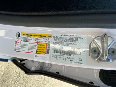 Used 2017 Ford Fusion Titanium image 28