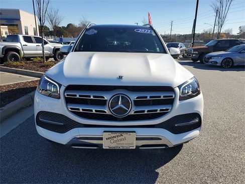 Used 2022 Mercedes-Benz GLS 450 4MATIC image 2