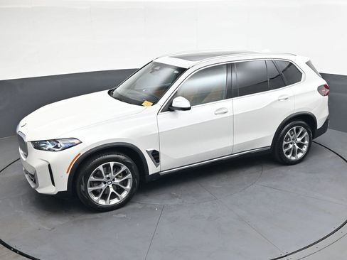 Used 2024 BMW X5 xDrive40i w/ Premium Package AWD/4WD image 55