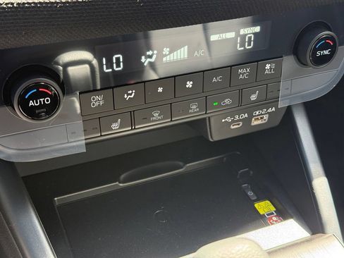 New 2026 Subaru Outback Limited XT AWD/4WD image 19