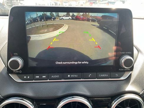 Used 2022 Nissan Sentra SV image 17