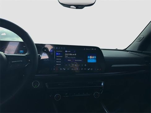 Used 2026 Chevrolet Traverse RS image 14