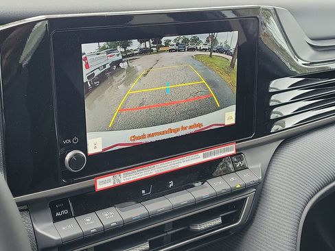 New 2026 Toyota Camry SE w/ Convenience Package image 15