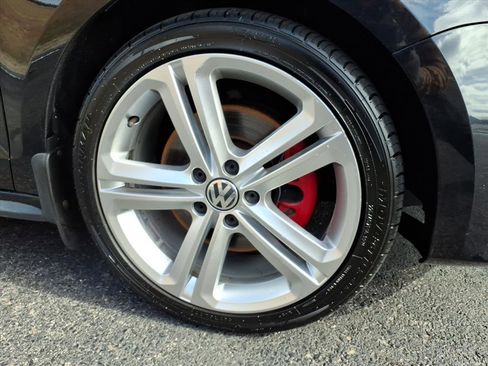 Used 2015 Volkswagen Jetta GLI SEL image 3