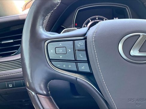 Used 2020 Lexus LS 500 w/ Interior Upgrade Package RWD image 22