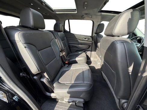 Used 2020 GMC Acadia SLT image 29