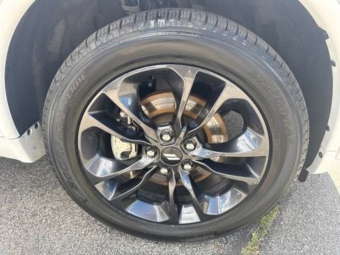 Used 2025 Dodge Durango GT AWD/4WD image 30