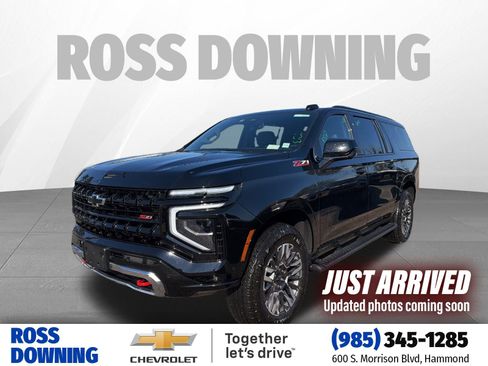 Used 2025 Chevrolet Suburban Z71 image 1