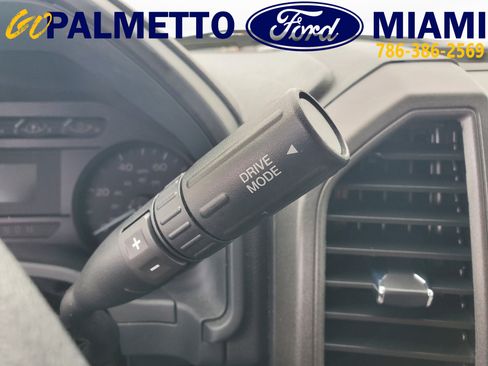 Used 2022 Ford F550 4x4 Crew Cab Super Duty w/ Power Equipment Group image 19