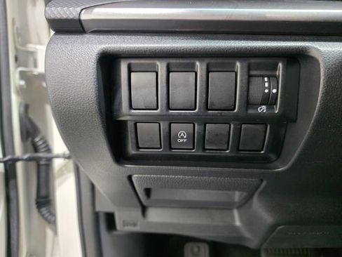 Used 2019 Subaru Forester Premium w/ All-Weather Package image 19