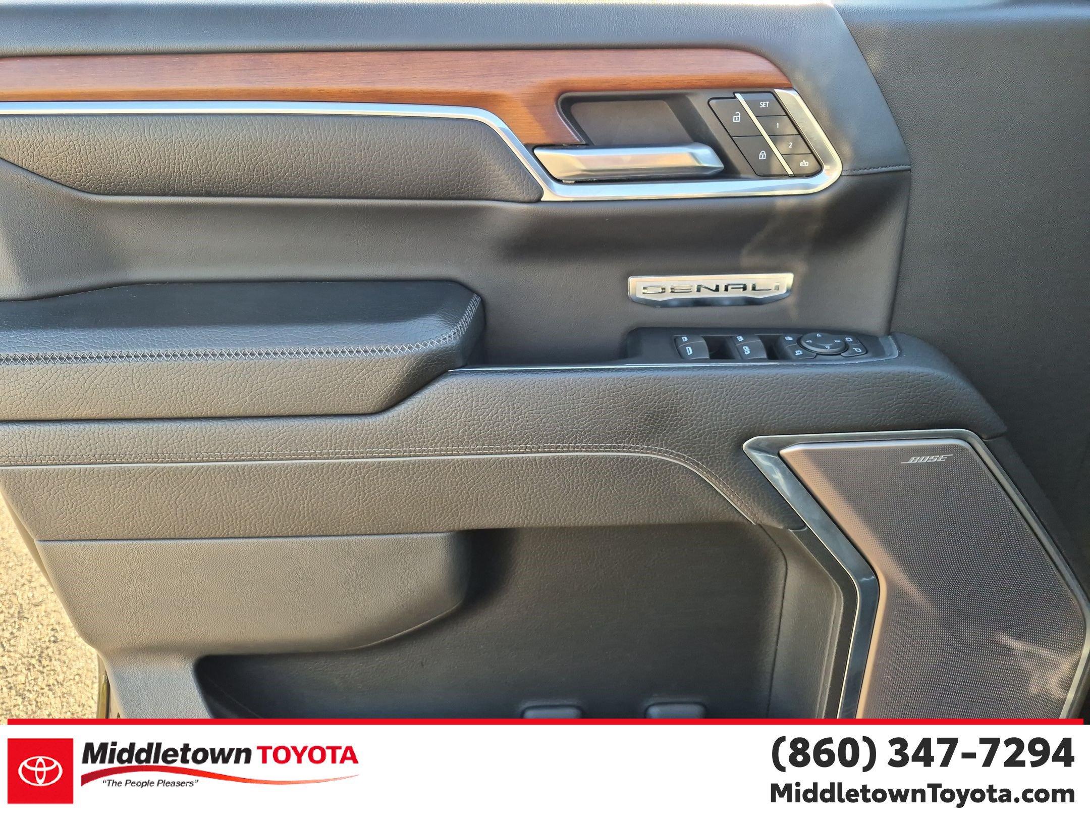 Used 2022 GMC Sierra 1500 Denali AWD/4WD image 10