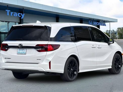New 2026 Honda Odyssey Sport-L image 6