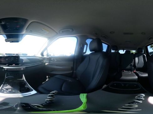 Used 2026 Kia Carnival FWD image 37