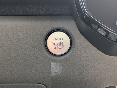 New 2026 Kia Carnival LXS FWD image 31