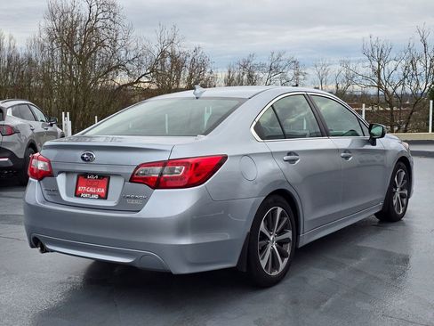 Used 2016 Subaru Legacy 2.5i Limited image 3