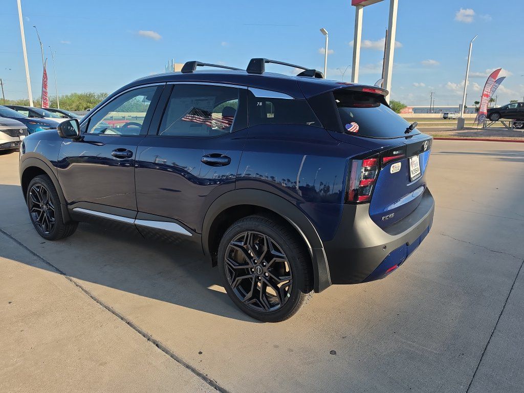 New 2027 Nissan Kicks SR AWD/4WD image 4