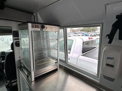 Used 2019 RAM ProMaster 3500 w/ Interior Convenience Group image 23