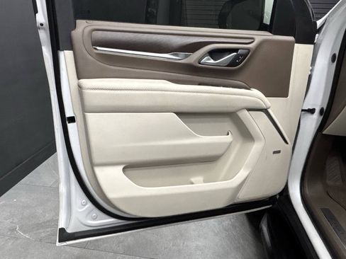 Used 2022 GMC Yukon Denali AWD/4WD image 18