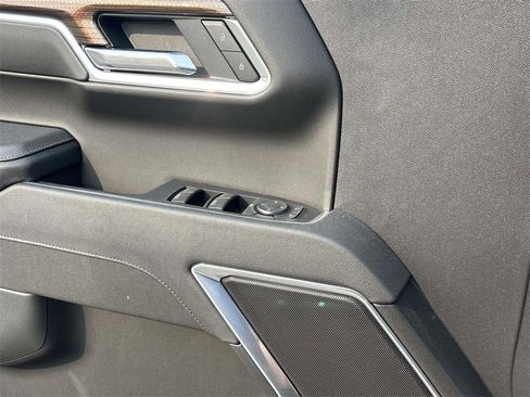 Certified 2025 Chevrolet Silverado 1500 LT image 6