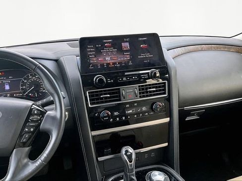 Used 2024 INFINITI QX80 Premium Select w/ Cargo Package image 9