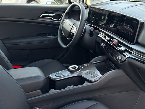 Certified 2026 Kia Sportage EX image 14