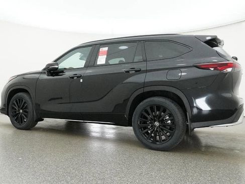 New 2026 Toyota Highlander XSE image 20