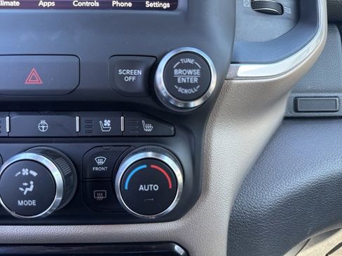 Used 2020 RAM 1500 Laramie image 32