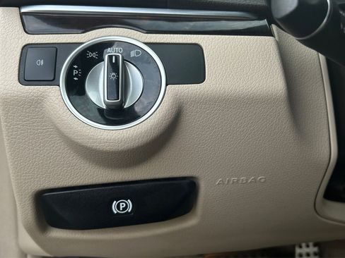 Used 2014 Mercedes-Benz E 350 Cabriolet image 30