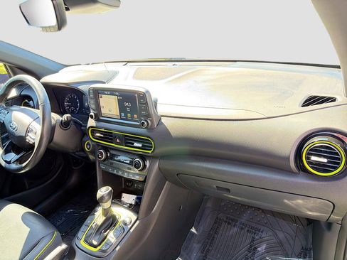 Used 2020 Hyundai Kona Ultimate image 13
