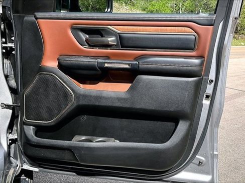 Used 2022 RAM 1500 Limited AWD/4WD image 29