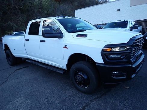 New 2026 RAM 3500 Tradesman image 10