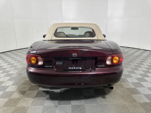 Used 2000 MAZDA MX-5 Miata image 6