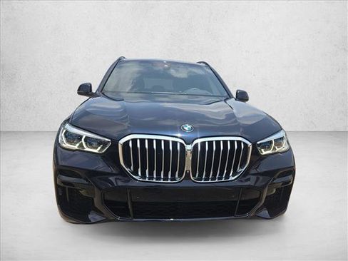 Used 2022 BMW X5 sDrive40i w/ M Sport Package RWD image 2
