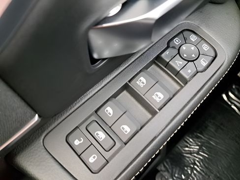 New 2026 RAM 3500 Big Horn AWD/4WD image 25