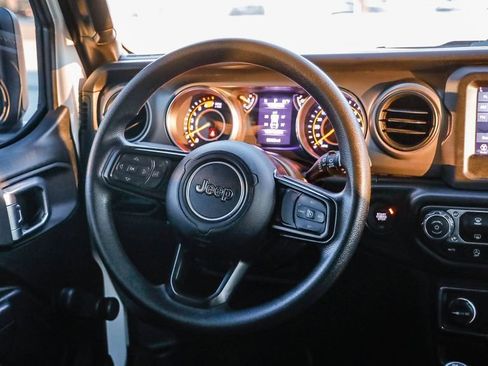 Certified 2022 Jeep Wrangler Unlimited Sport image 17