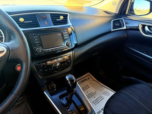 Used 2018 Nissan Sentra SV image 47
