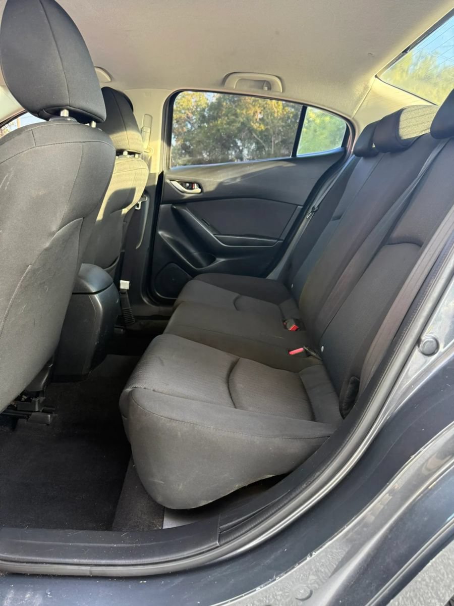 Used 2014 MAZDA MAZDA3 i SV FWD image 15